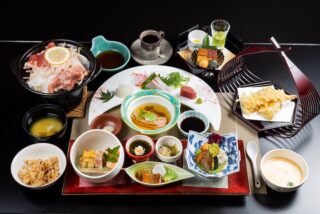 1年ぶりのキャンペーン！佐世保の日本料理店桜川で夜もランチが食べられる！和牛に刺身に天ぷらが超お得価格！