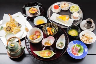これが最後のケーキ食べ放題！佐世保の日本料理店桜川が10月もキャンペーンを開催！松茸が食べられる土瓶蒸しが付いて4,980円